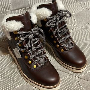 Women’s NWOT Cole Haan Grand Explore waterproof size 6 1/2 boots